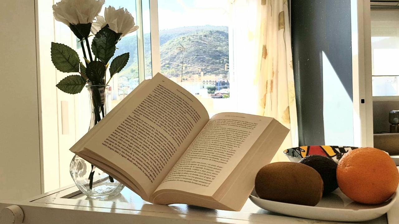 Atico En El Corazon De Santa Cruz/ Cozy Penthouse Lägenhet Exteriör bild